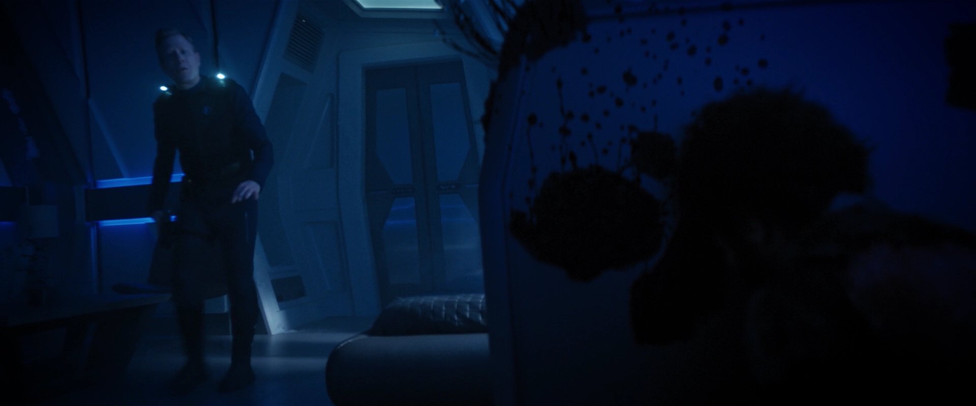 extant_StarTrekDiscovery_2x05-SaintsOfImperfection_03962.jpg