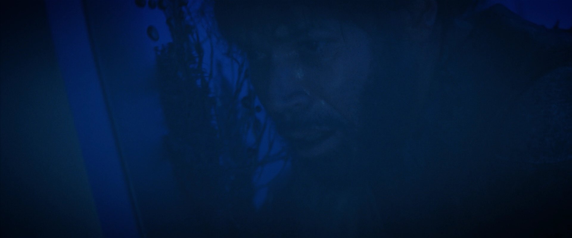 extant_StarTrekDiscovery_2x05-SaintsOfImperfection_04034.jpg