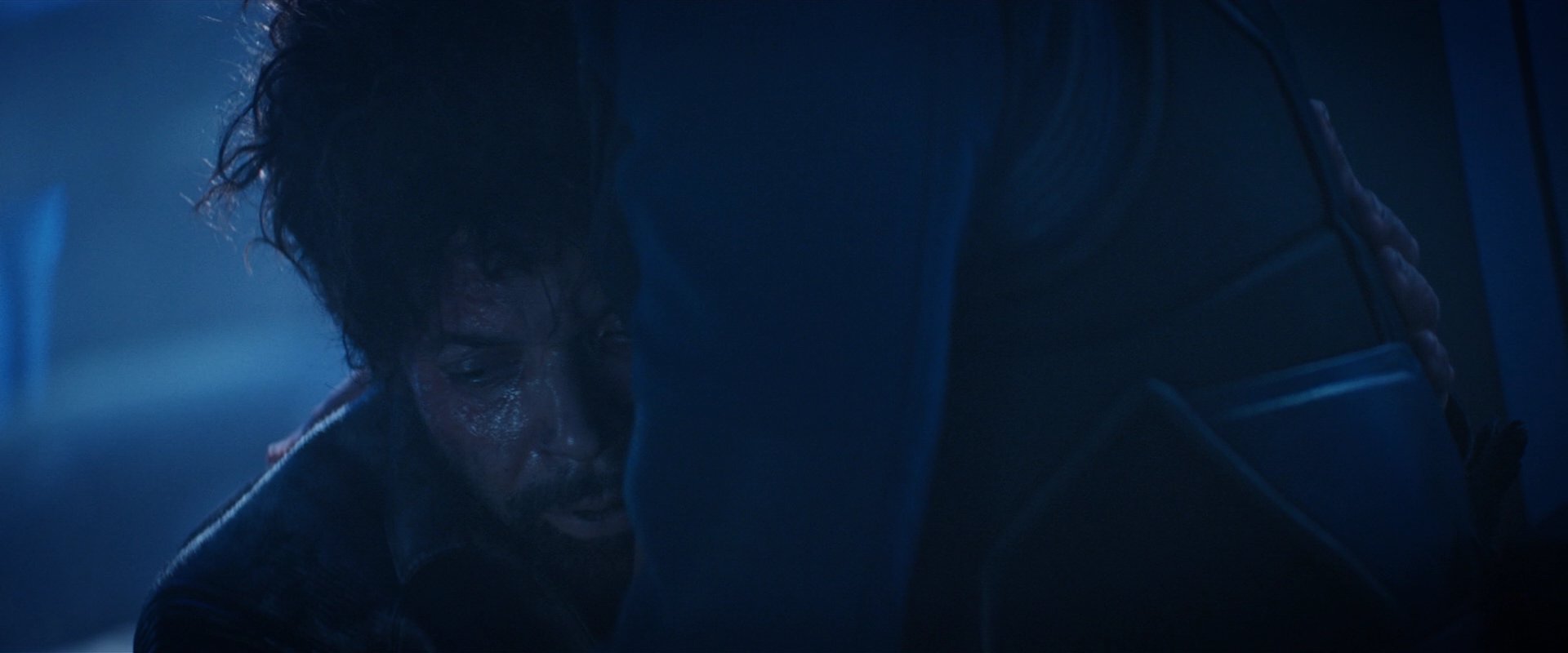 extant_StarTrekDiscovery_2x05-SaintsOfImperfection_04246.jpg
