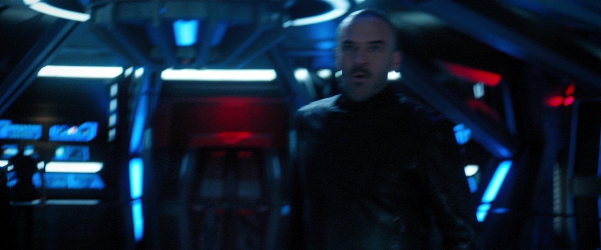 extant_StarTrekDiscovery_2x05-SaintsOfImperfection_04404.jpg