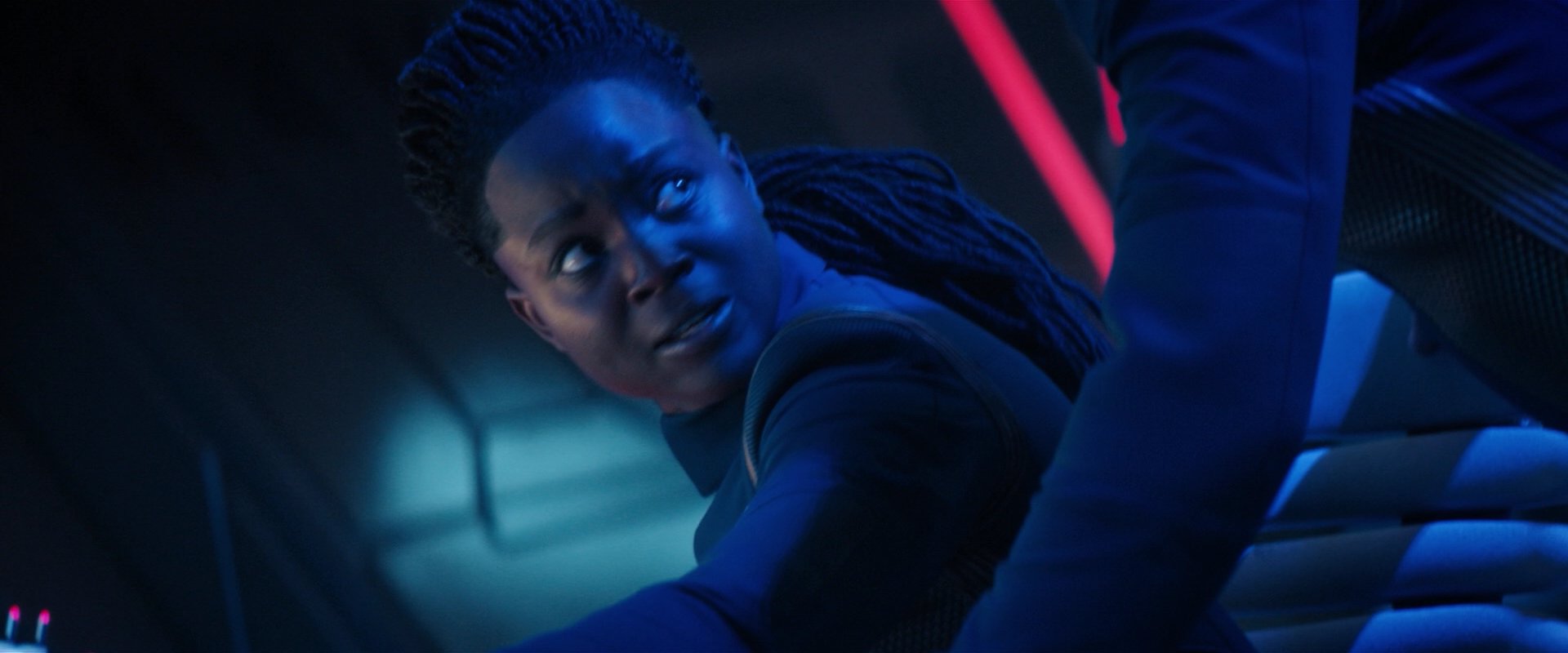 extant_StarTrekDiscovery_2x05-SaintsOfImperfection_04484.jpg