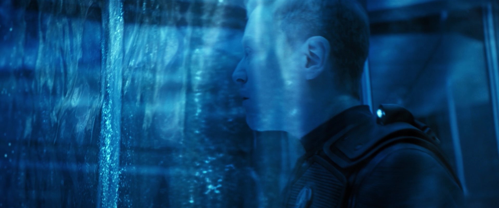 extant_StarTrekDiscovery_2x05-SaintsOfImperfection_04575.jpg