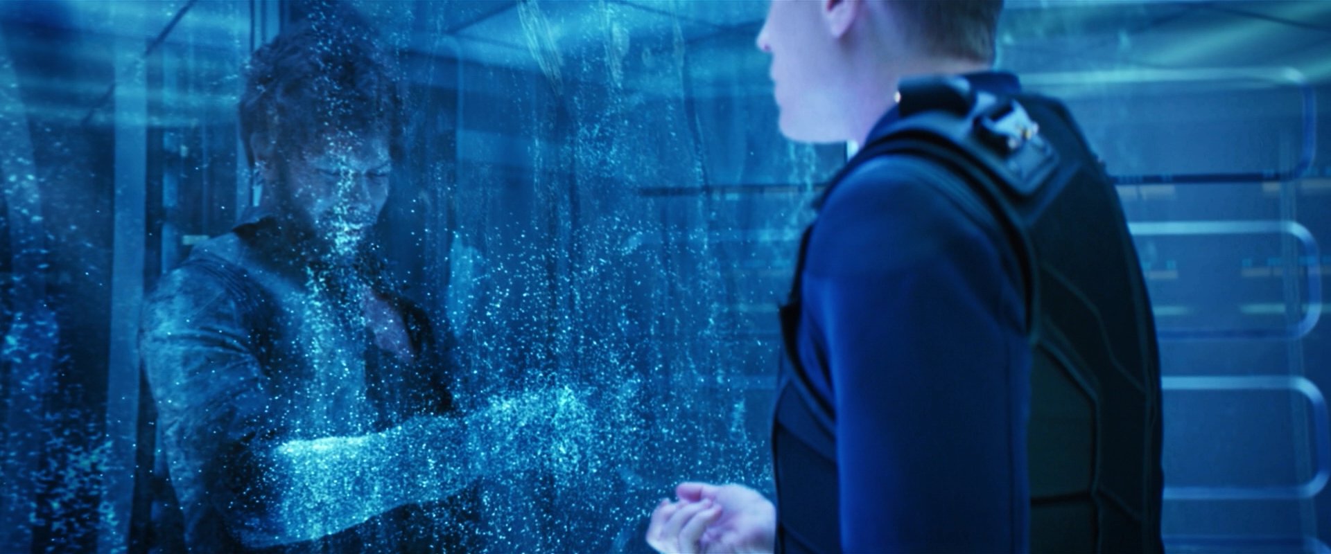 extant_StarTrekDiscovery_2x05-SaintsOfImperfection_04581.jpg