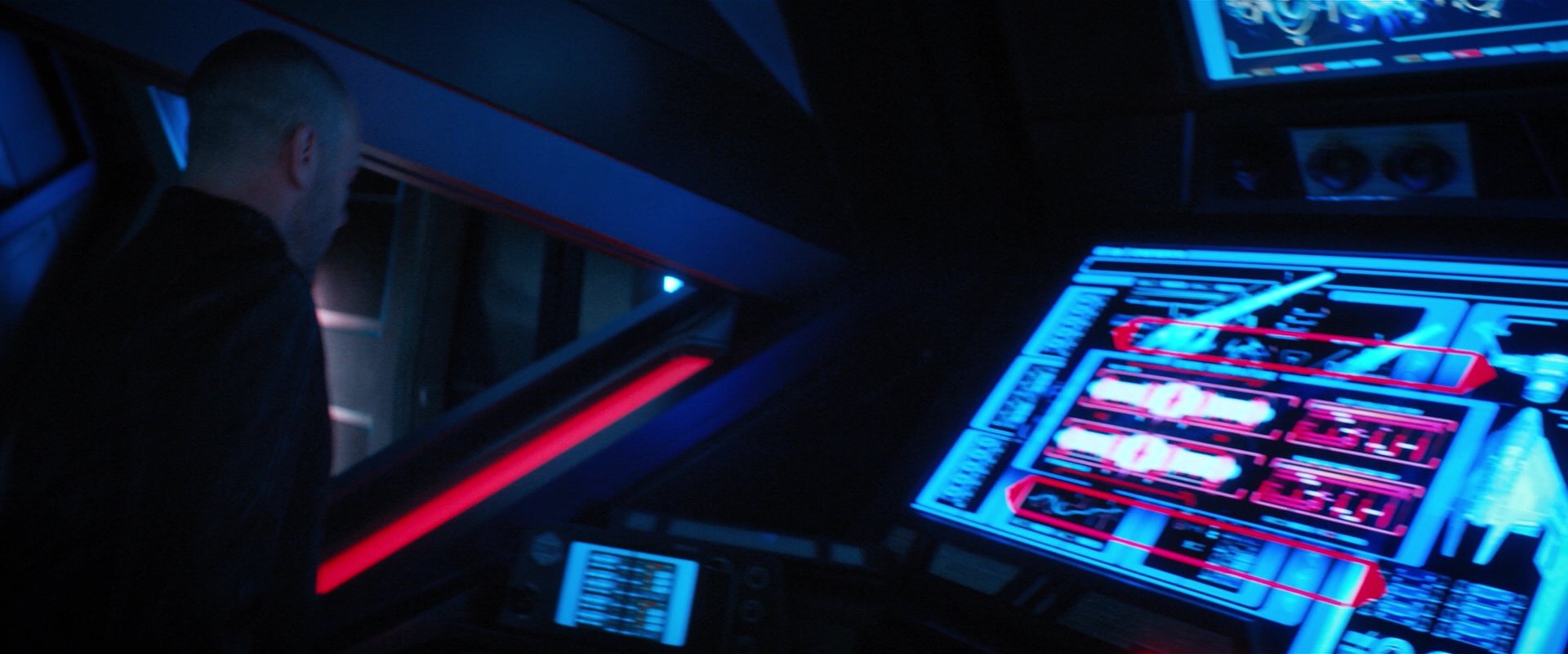 extant_StarTrekDiscovery_2x05-SaintsOfImperfection_05022.jpg