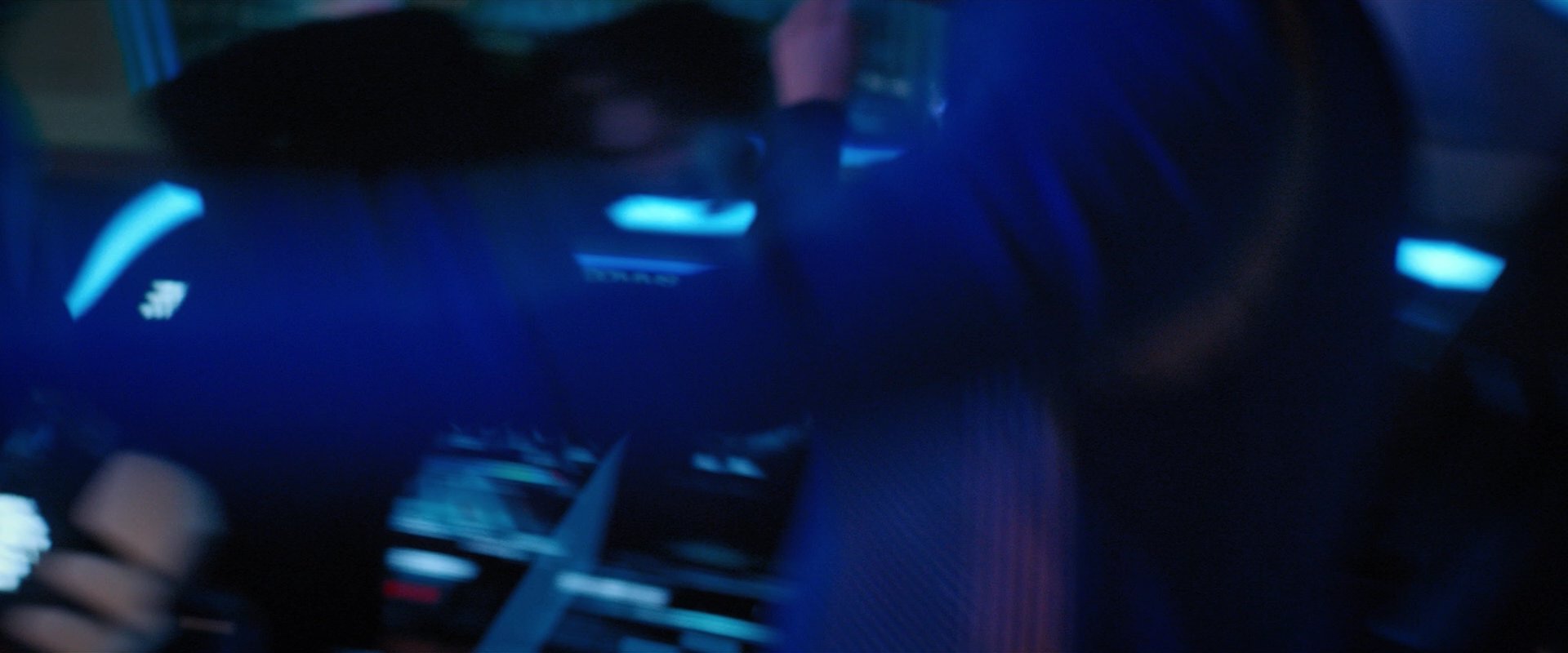 extant_StarTrekDiscovery_2x05-SaintsOfImperfection_05046.jpg