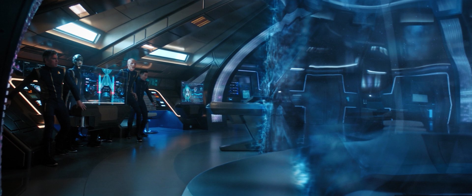 extant_StarTrekDiscovery_2x05-SaintsOfImperfection_05090.jpg