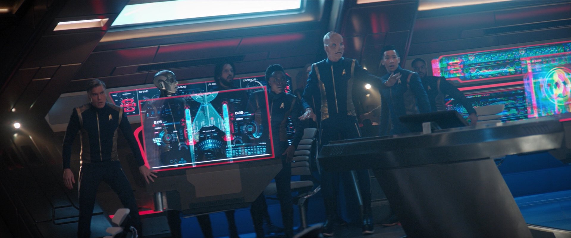 extant_StarTrekDiscovery_2x05-SaintsOfImperfection_05114.jpg