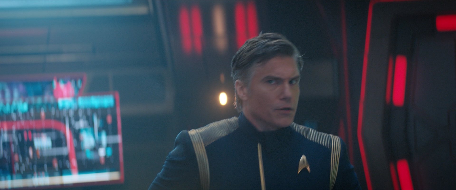extant_StarTrekDiscovery_2x05-SaintsOfImperfection_05187.jpg