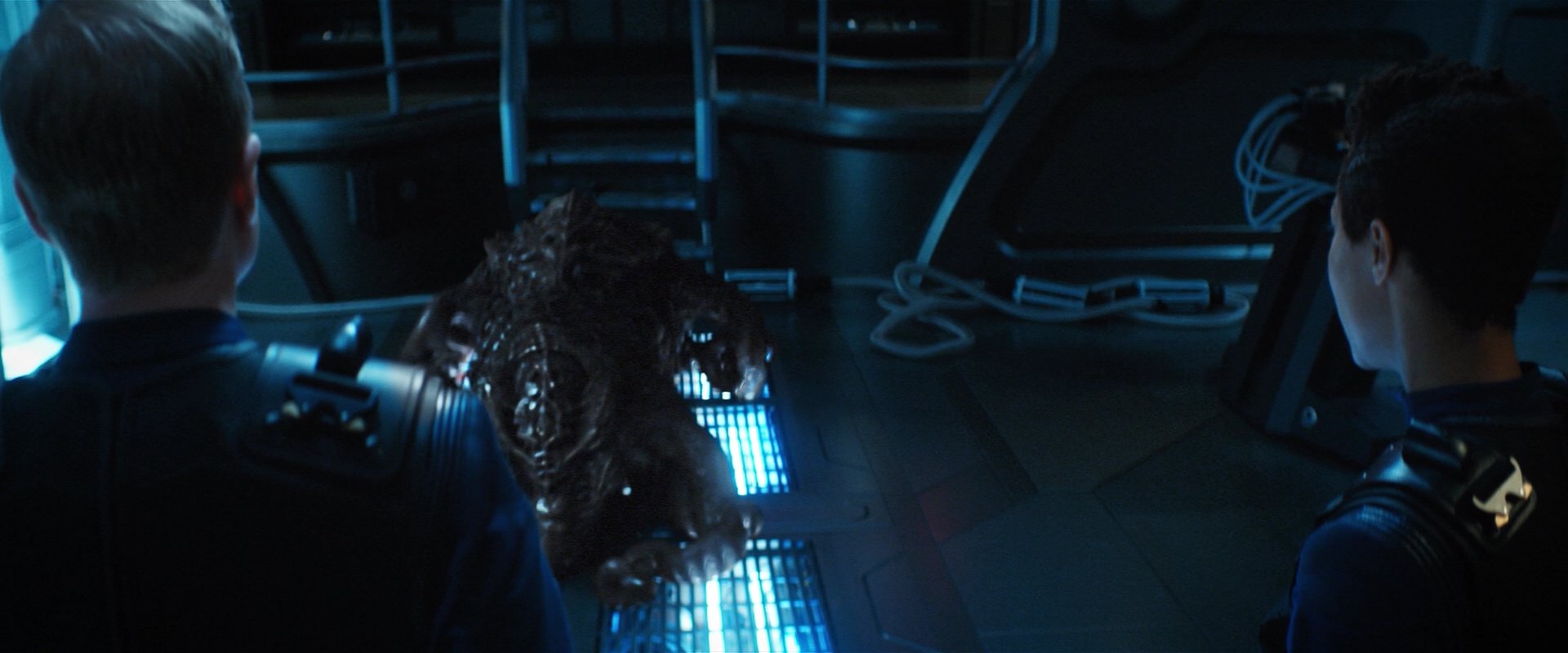 extant_StarTrekDiscovery_2x05-SaintsOfImperfection_05233.jpg