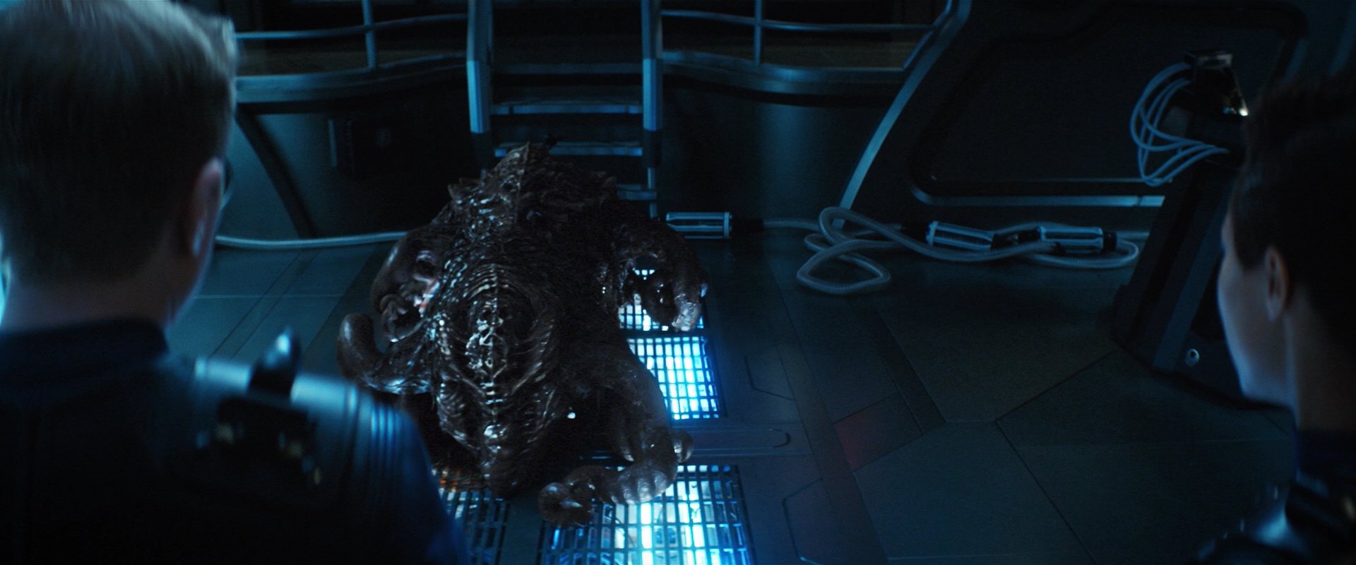 extant_StarTrekDiscovery_2x05-SaintsOfImperfection_05235.jpg