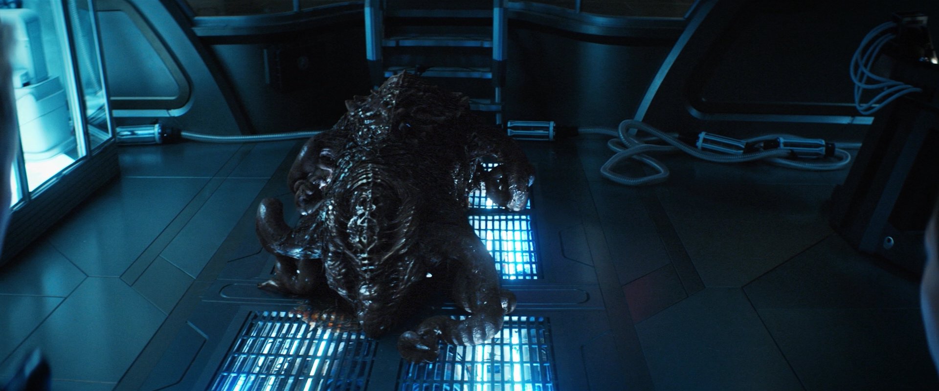 extant_StarTrekDiscovery_2x05-SaintsOfImperfection_05238.jpg