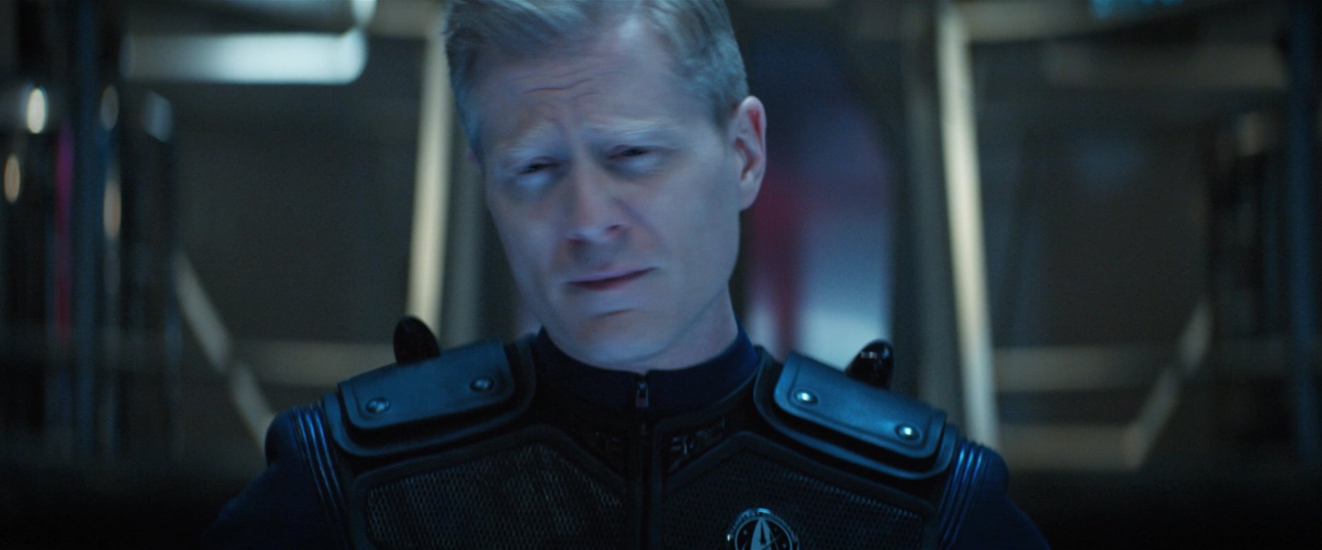 extant_StarTrekDiscovery_2x05-SaintsOfImperfection_05247.jpg