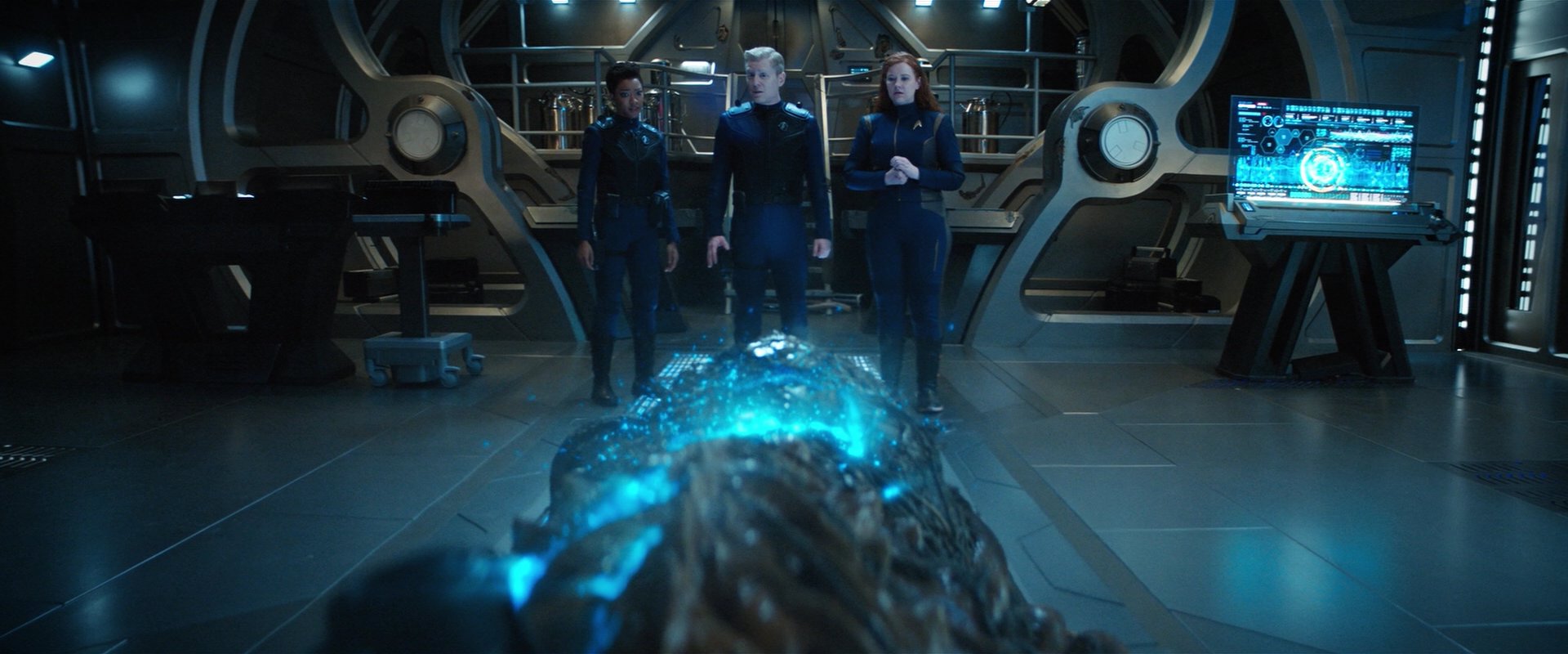 extant_StarTrekDiscovery_2x05-SaintsOfImperfection_05265.jpg