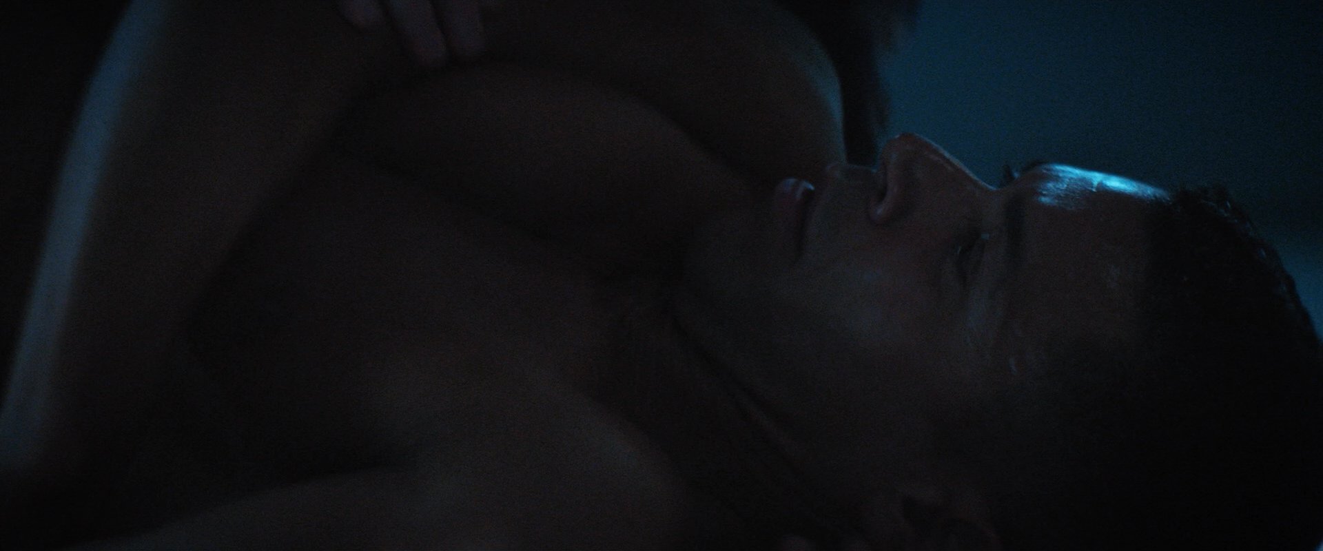 extant_StarTrekDiscovery_2x05-SaintsOfImperfection_05286.jpg