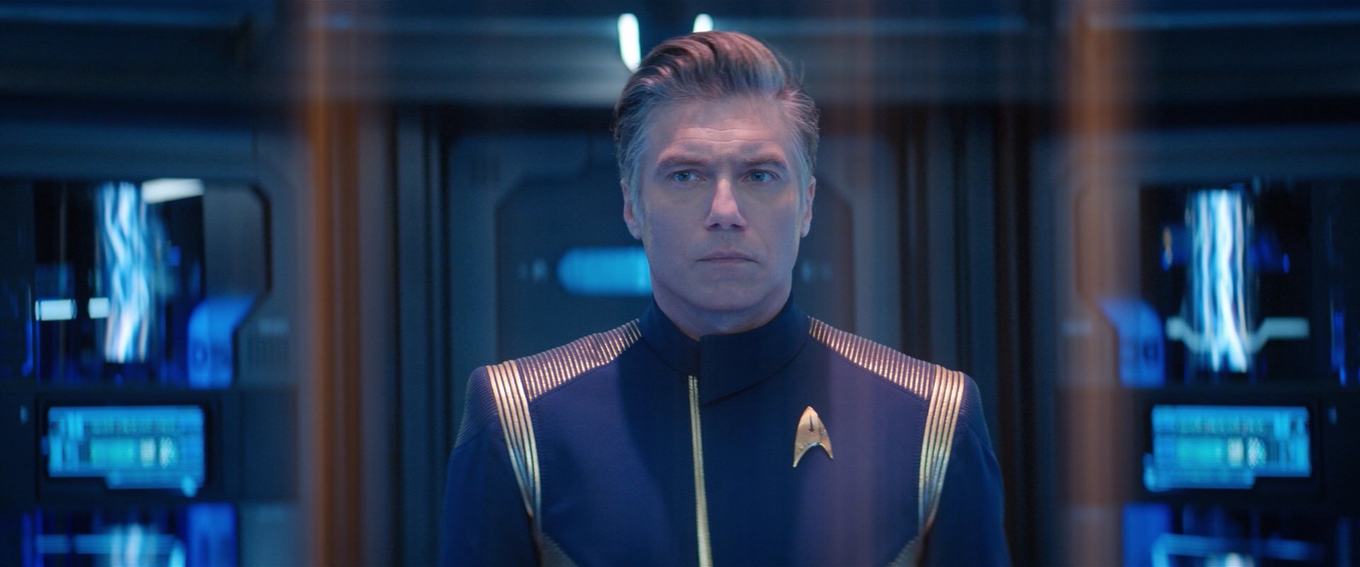 extant_StarTrekDiscovery_2x05-SaintsOfImperfection_05346.jpg