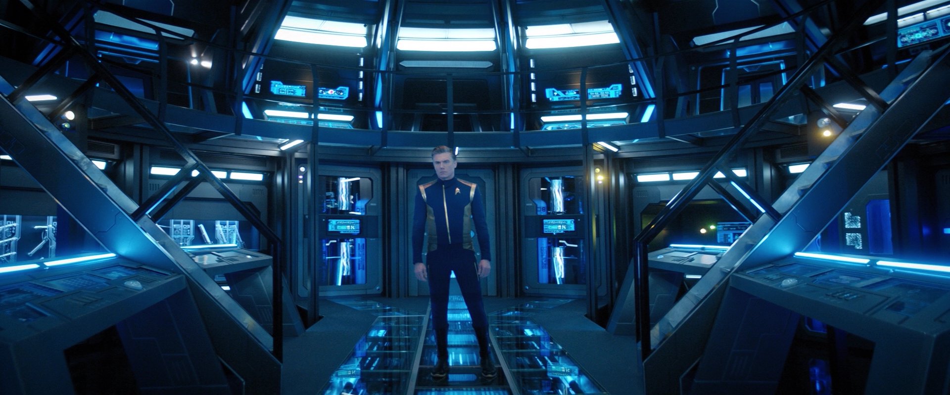 extant_StarTrekDiscovery_2x05-SaintsOfImperfection_05350.jpg