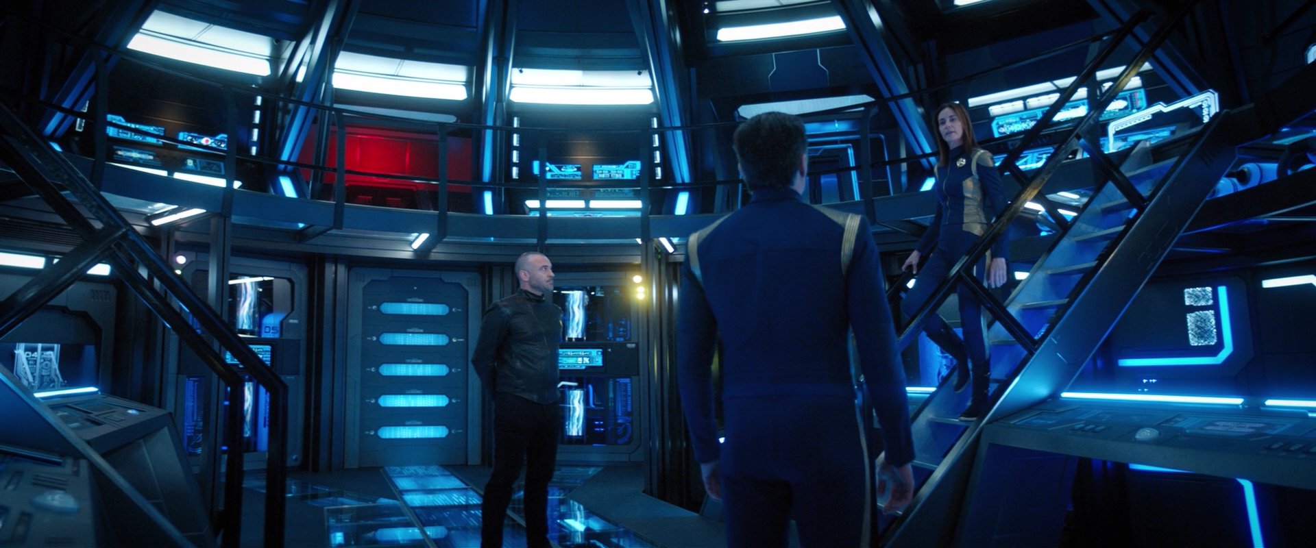 extant_StarTrekDiscovery_2x05-SaintsOfImperfection_05371.jpg