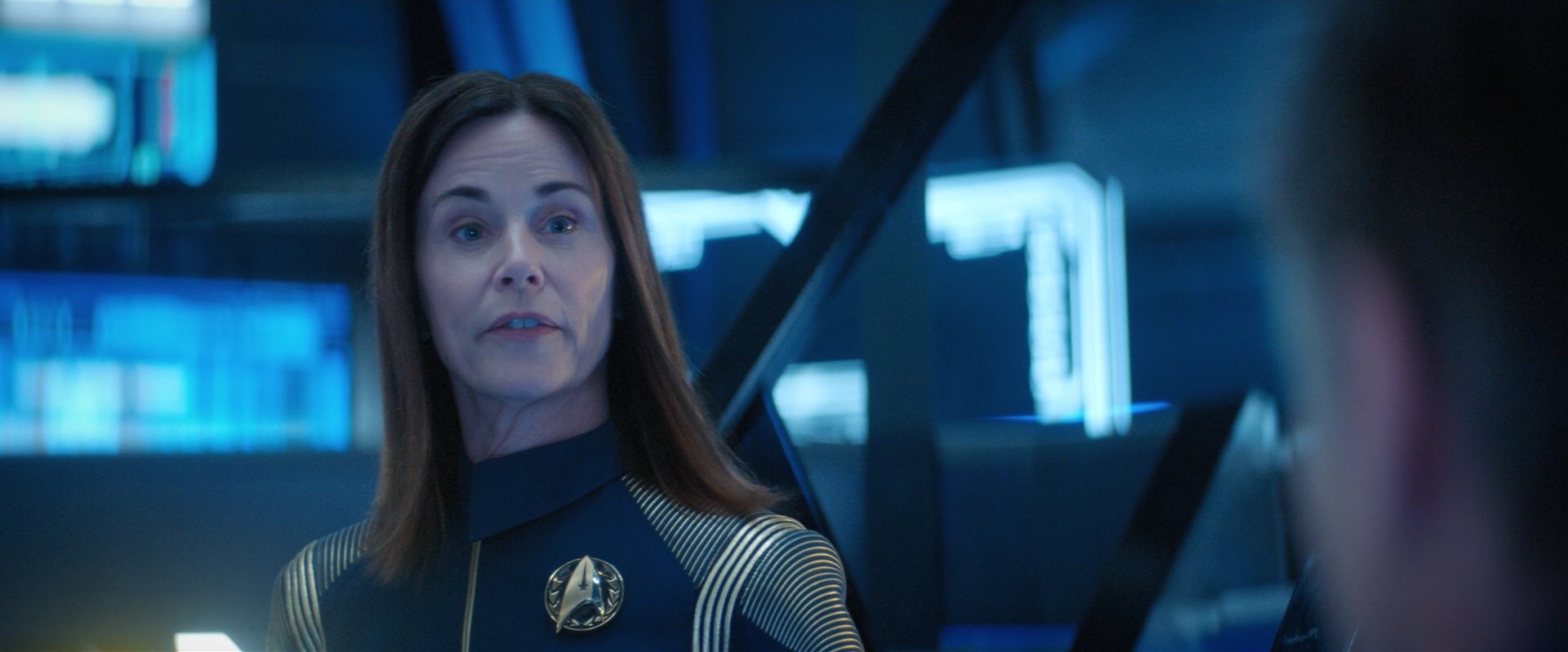 extant_StarTrekDiscovery_2x05-SaintsOfImperfection_05390.jpg