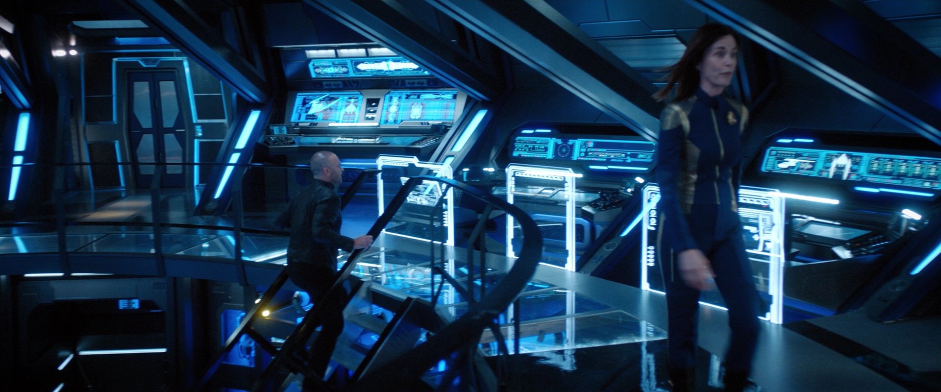 extant_StarTrekDiscovery_2x05-SaintsOfImperfection_05492.jpg