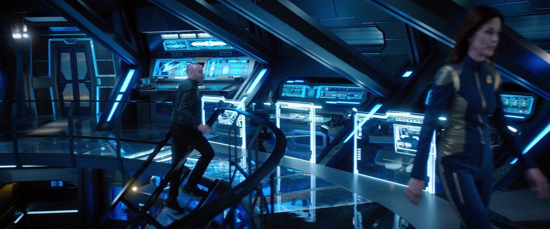 extant_StarTrekDiscovery_2x05-SaintsOfImperfection_05493.jpg