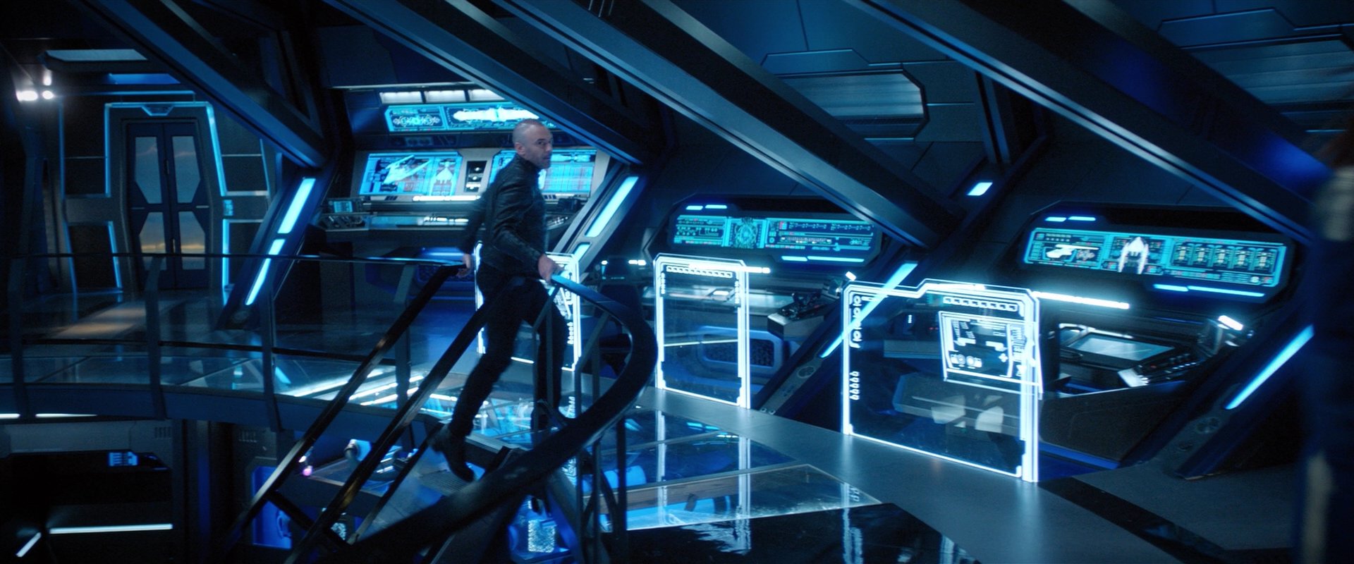 extant_StarTrekDiscovery_2x05-SaintsOfImperfection_05494.jpg
