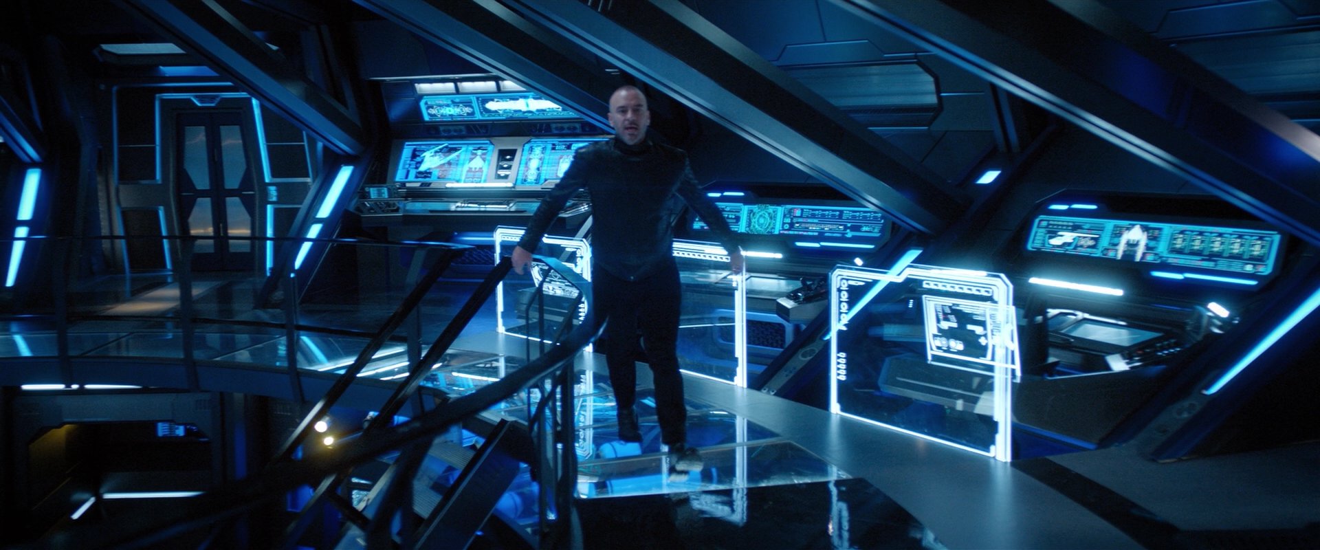 extant_StarTrekDiscovery_2x05-SaintsOfImperfection_05496.jpg