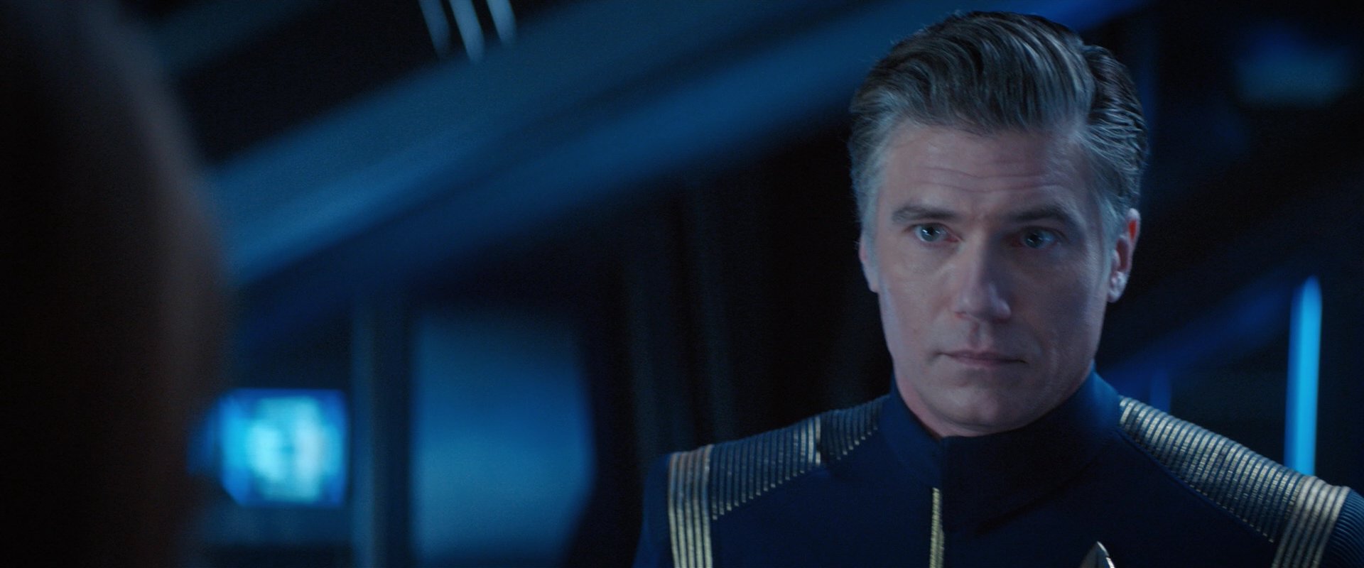 extant_StarTrekDiscovery_2x05-SaintsOfImperfection_05506.jpg