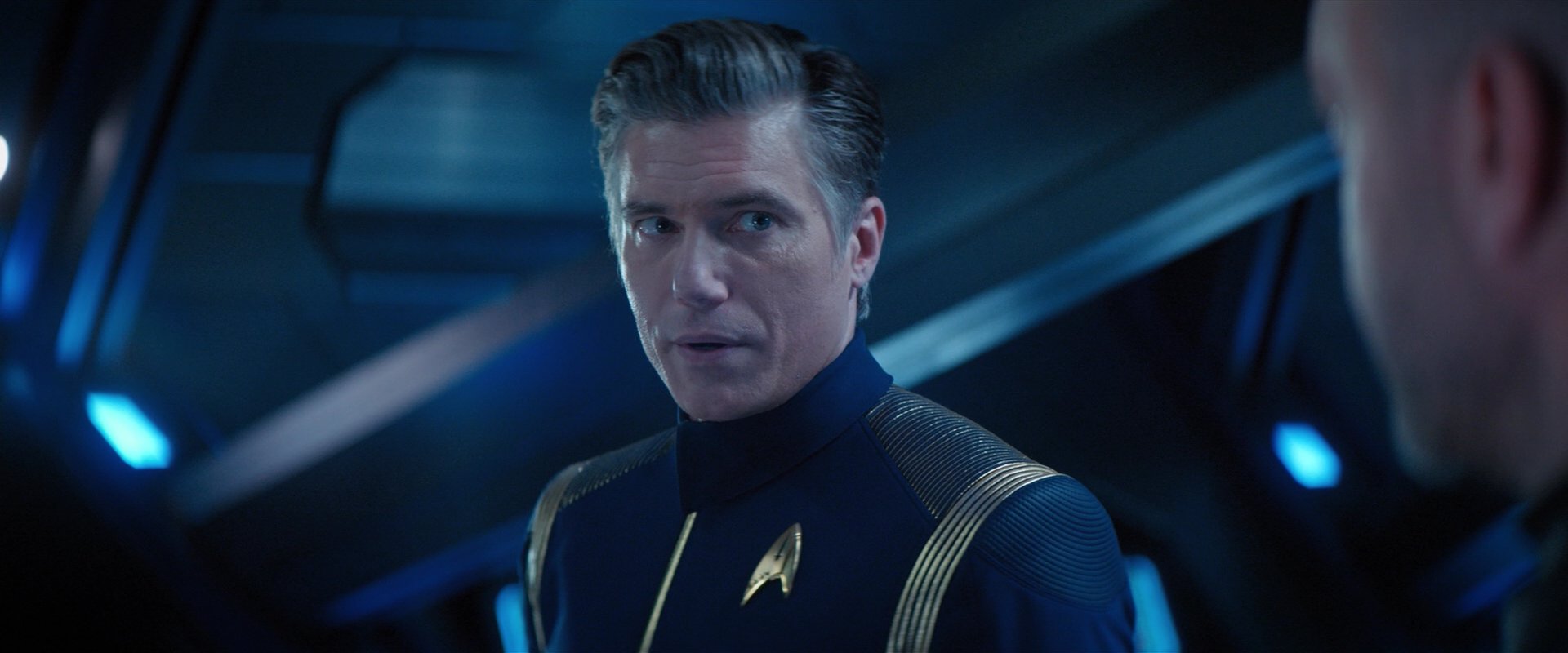 extant_StarTrekDiscovery_2x05-SaintsOfImperfection_05631.jpg