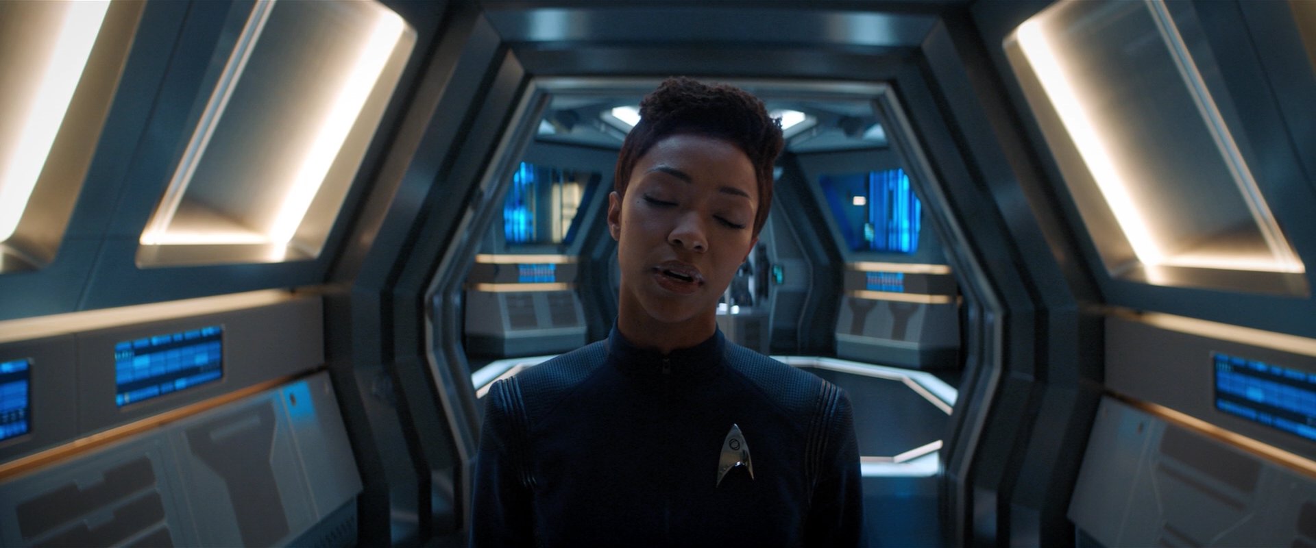extant_StarTrekDiscovery_2x05-SaintsOfImperfection_05684.jpg