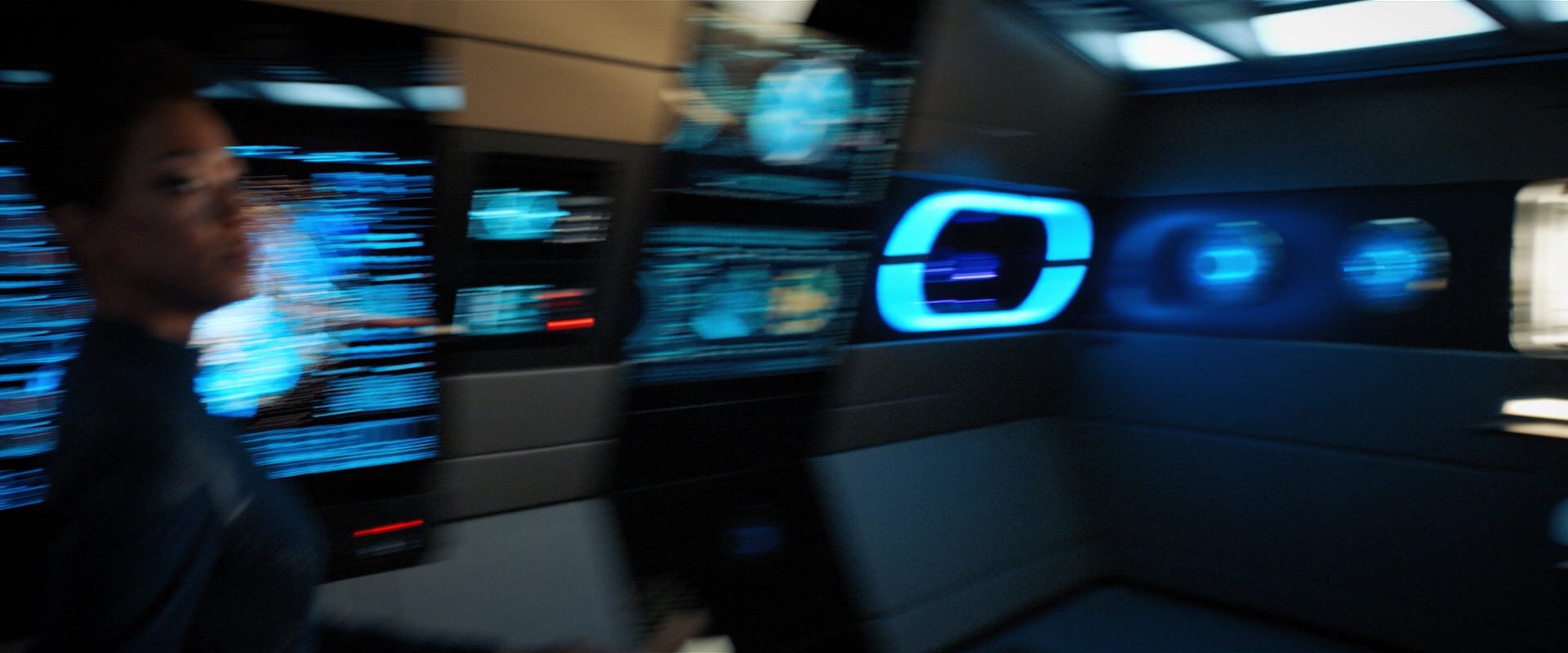 extant_StarTrekDiscovery_2x05-SaintsOfImperfection_05691.jpg