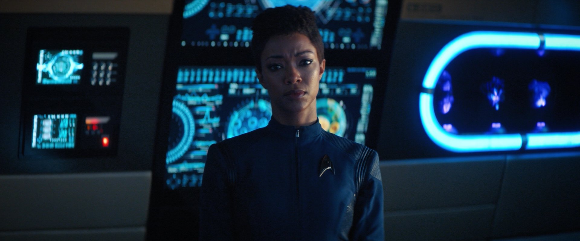 extant_StarTrekDiscovery_2x05-SaintsOfImperfection_05833.jpg