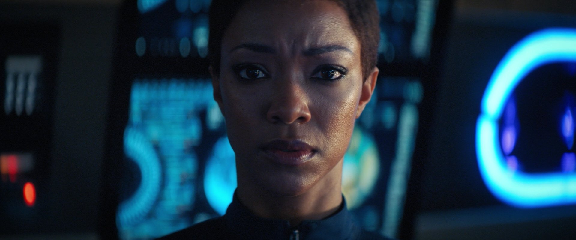 extant_StarTrekDiscovery_2x05-SaintsOfImperfection_05845.jpg