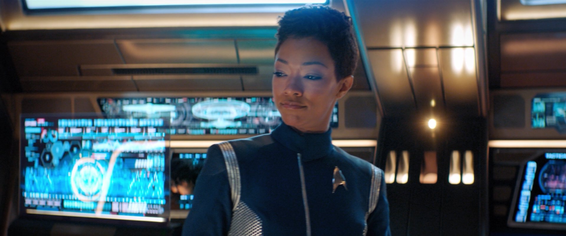 extant_StarTrekDiscovery_2x05-SaintsOfImperfection_06058.jpg