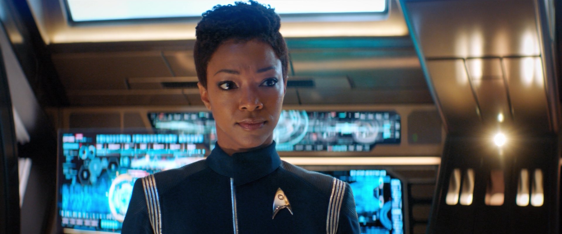 extant_StarTrekDiscovery_2x05-SaintsOfImperfection_06066.jpg