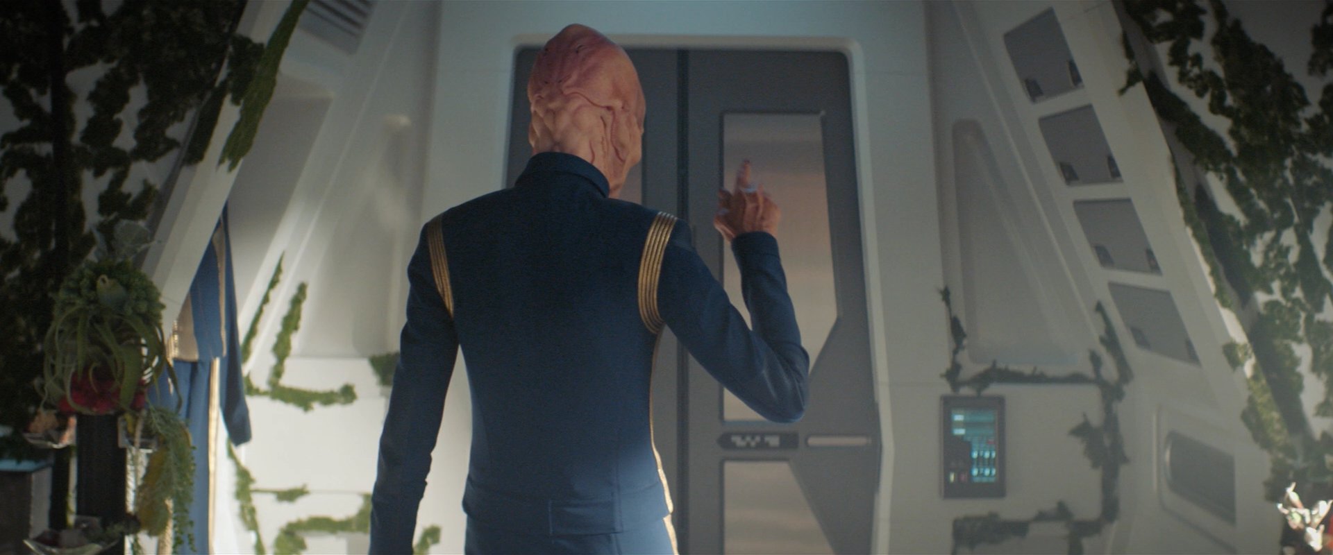 extant_StarTrekDiscovery_2x06-TheSoundsOfThunder_00223.jpg