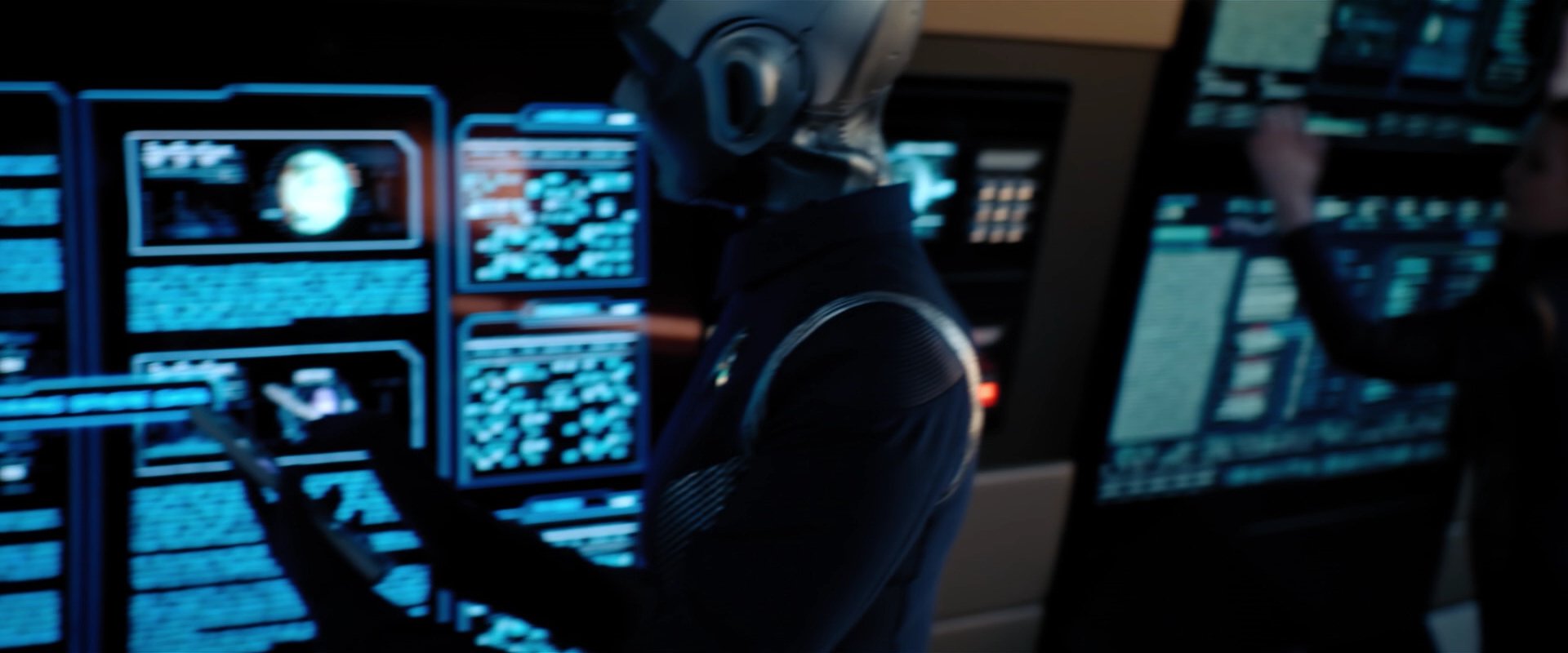 extant_StarTrekDiscovery_2x06-TheSoundsOfThunder_00259.jpg