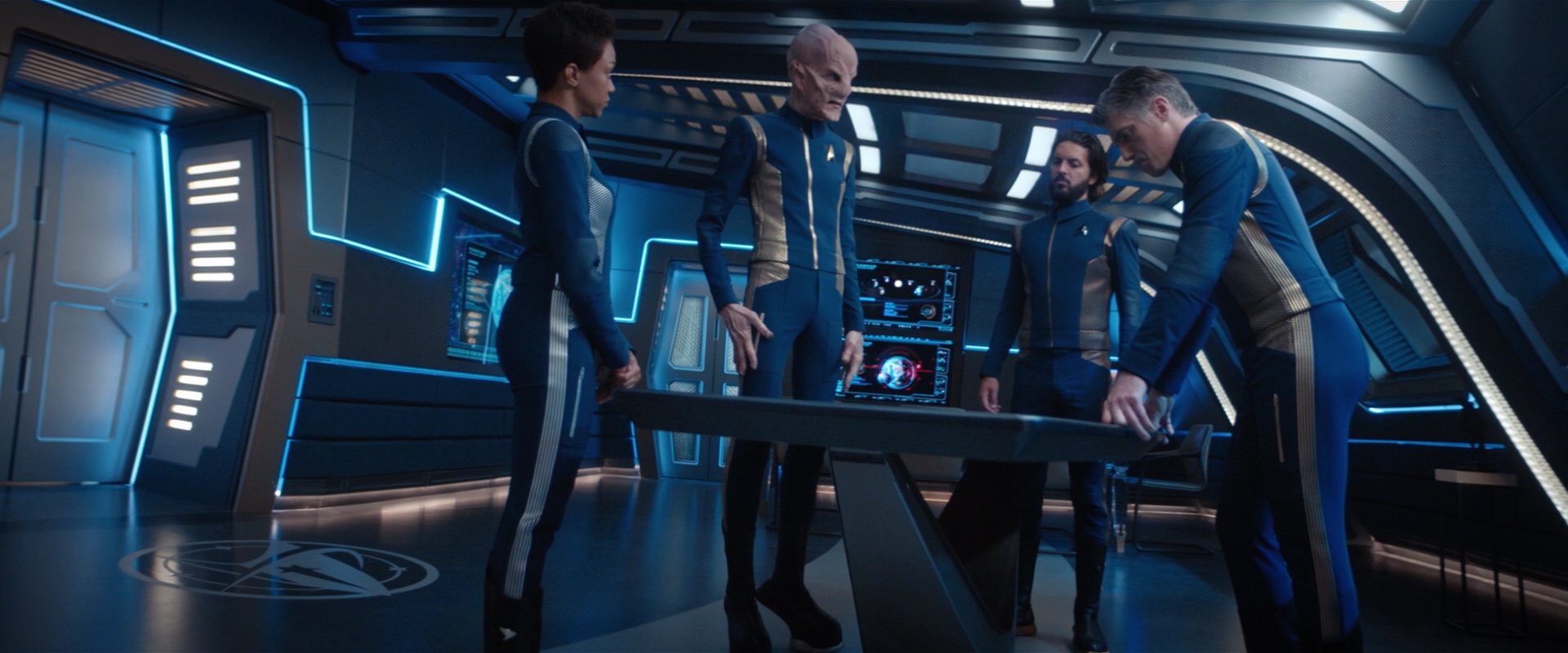 extant_StarTrekDiscovery_2x06-TheSoundsOfThunder_01059.jpg