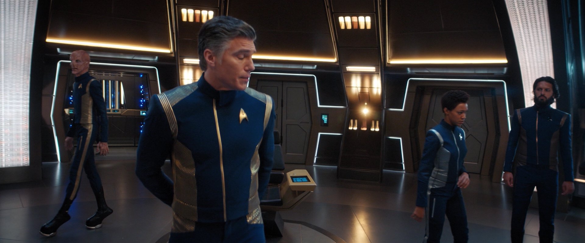 extant_StarTrekDiscovery_2x06-TheSoundsOfThunder_01377.jpg