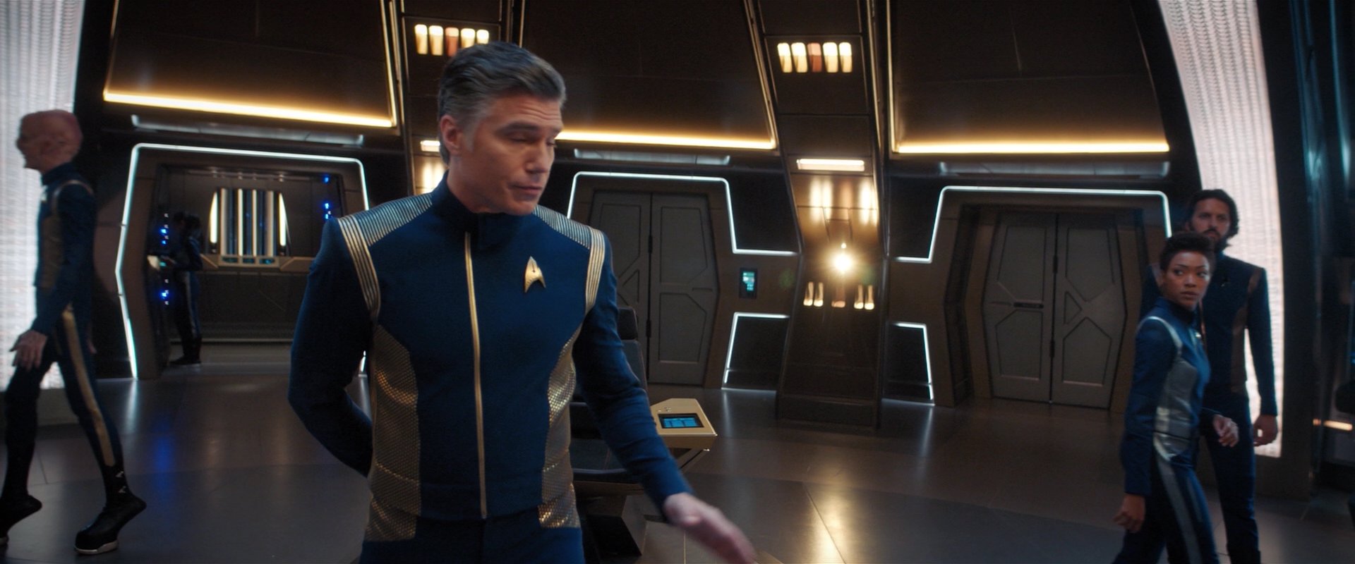 extant_StarTrekDiscovery_2x06-TheSoundsOfThunder_01379.jpg