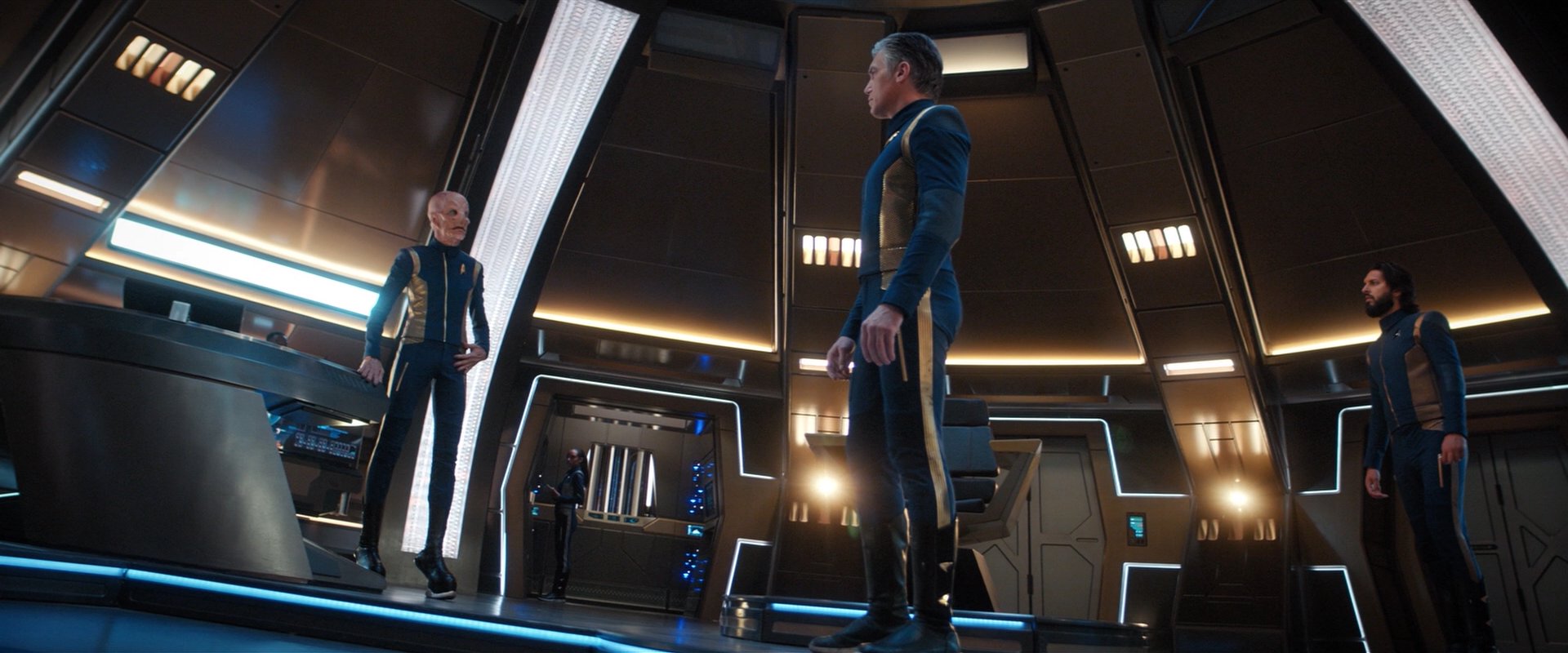 extant_StarTrekDiscovery_2x06-TheSoundsOfThunder_01554.jpg