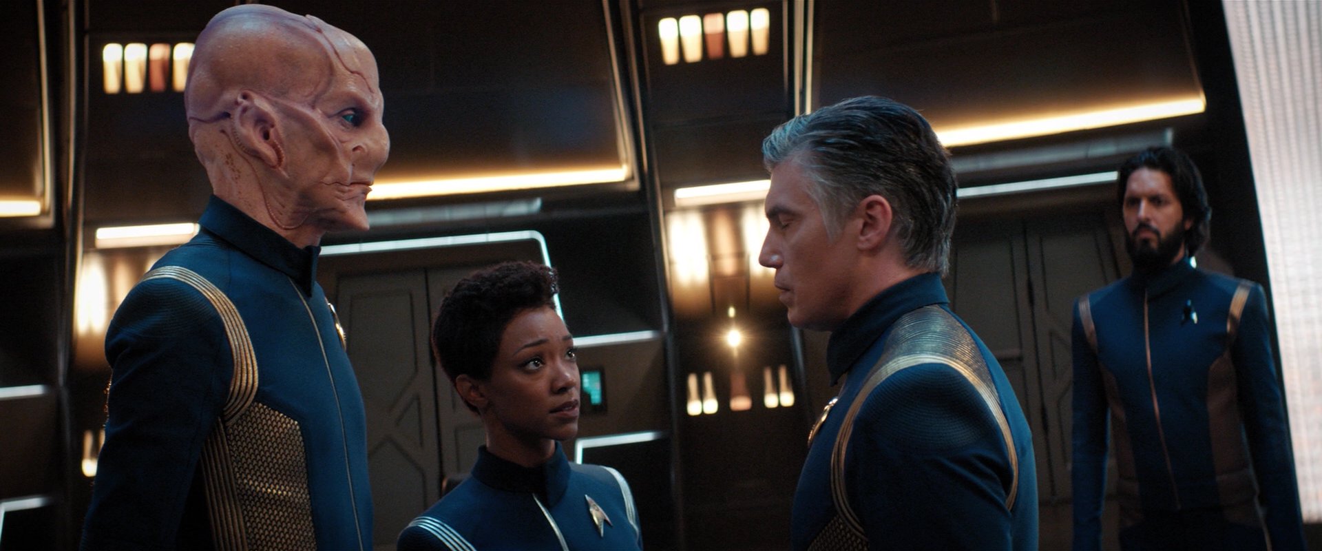 extant_StarTrekDiscovery_2x06-TheSoundsOfThunder_01662.jpg