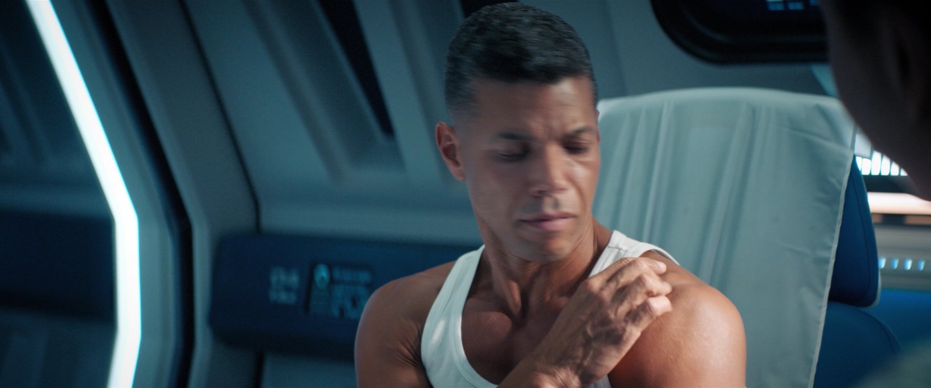 extant_StarTrekDiscovery_2x06-TheSoundsOfThunder_01795.jpg