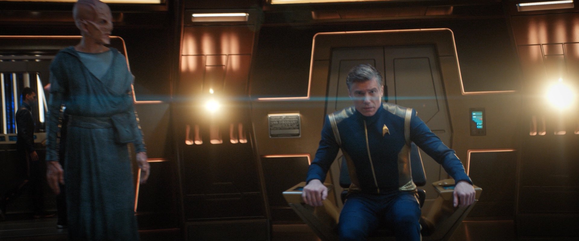 extant_StarTrekDiscovery_2x06-TheSoundsOfThunder_03064.jpg