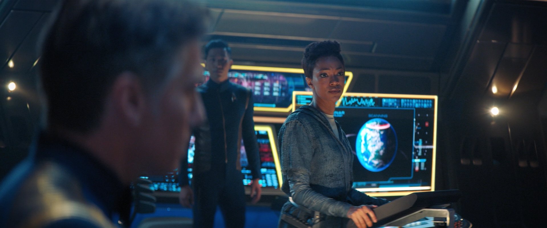 extant_StarTrekDiscovery_2x06-TheSoundsOfThunder_03174.jpg