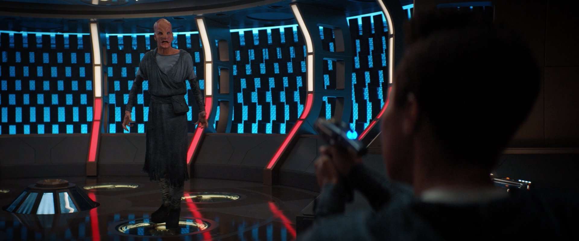 extant_StarTrekDiscovery_2x06-TheSoundsOfThunder_03536.jpg