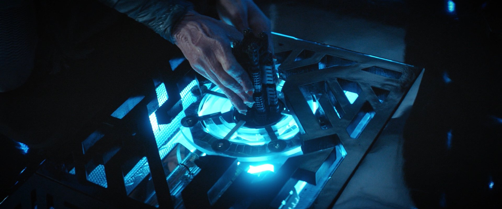 extant_StarTrekDiscovery_2x06-TheSoundsOfThunder_05038.jpg