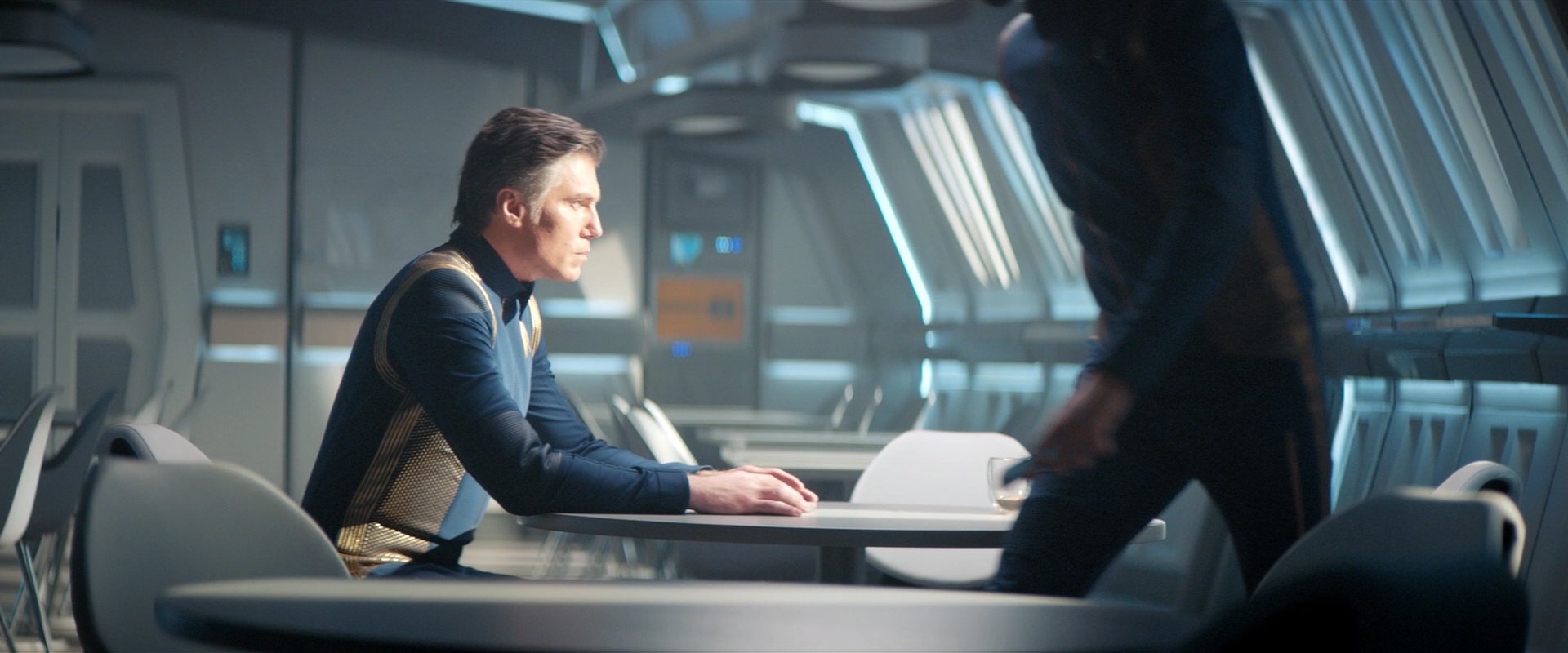 extant_StarTrekDiscovery_2x06-TheSoundsOfThunder_06076.jpg