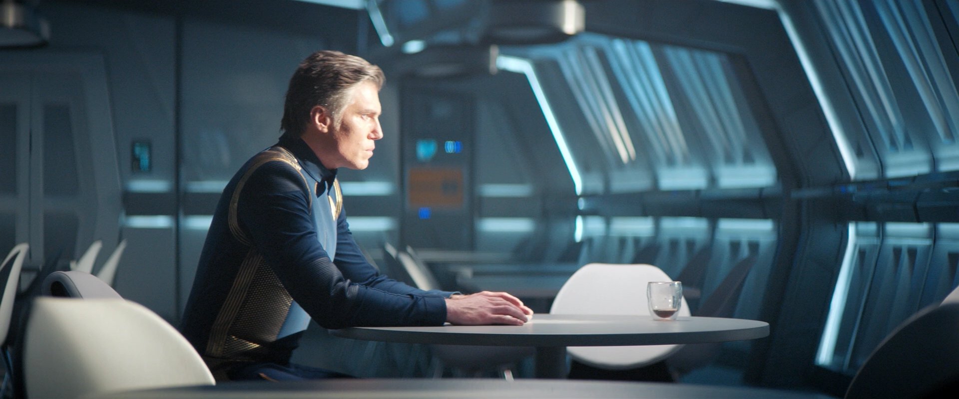 extant_StarTrekDiscovery_2x06-TheSoundsOfThunder_06085.jpg