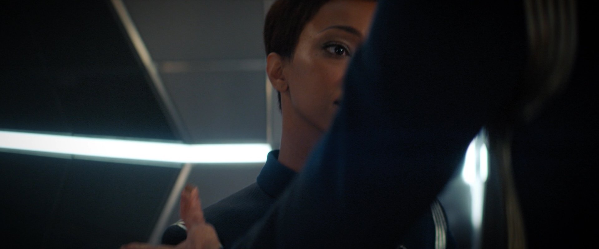 extant_StarTrekDiscovery_2x06-TheSoundsOfThunder_06468.jpg