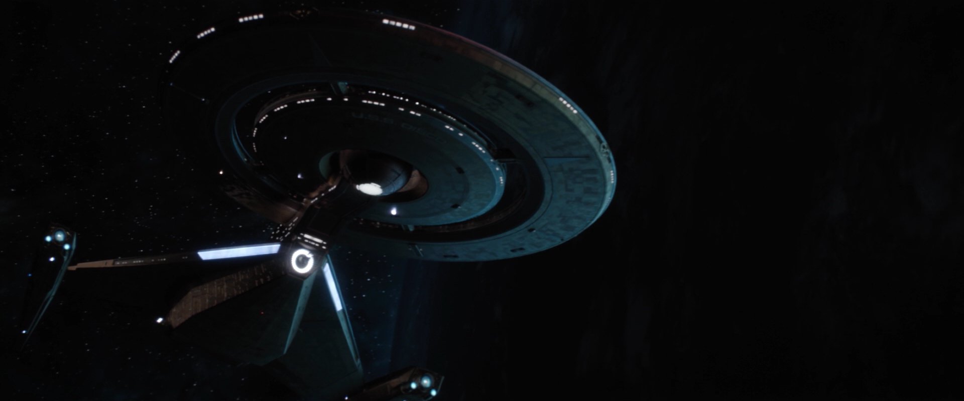 extant_StarTrekDiscovery_2x07-LightAndShadows_00009.jpg